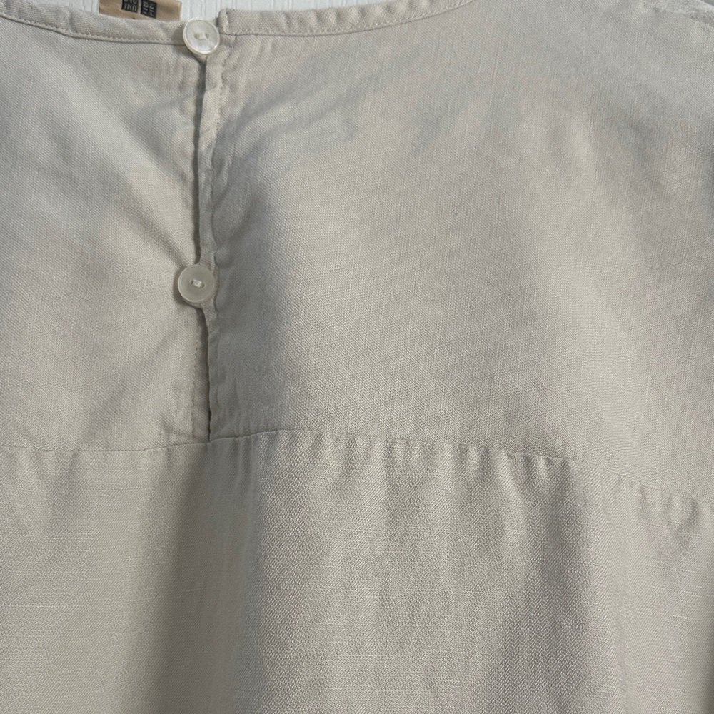 Uniqlo Beige Women's Blouse - Picture 6 of 9